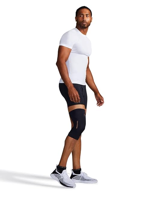 Tommie Copper Core Compression Infrared Knee Sleeve, Unisex, Men & Women, 4D Stretch Infrared Infused, Self-Warming Sleeve for Muscle Support & Stability - Black - Small