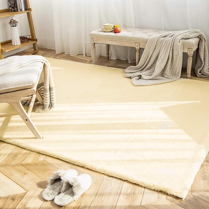 Ashler Faux Fur Rug, Ultra Soft Faux Rabbit Fur, Yellow Area Rugs, 6 x 9 Feet Rectangle, Machine Washable Nursery Decor Throw Rugs for Bedroom, Kids Room, Living Room